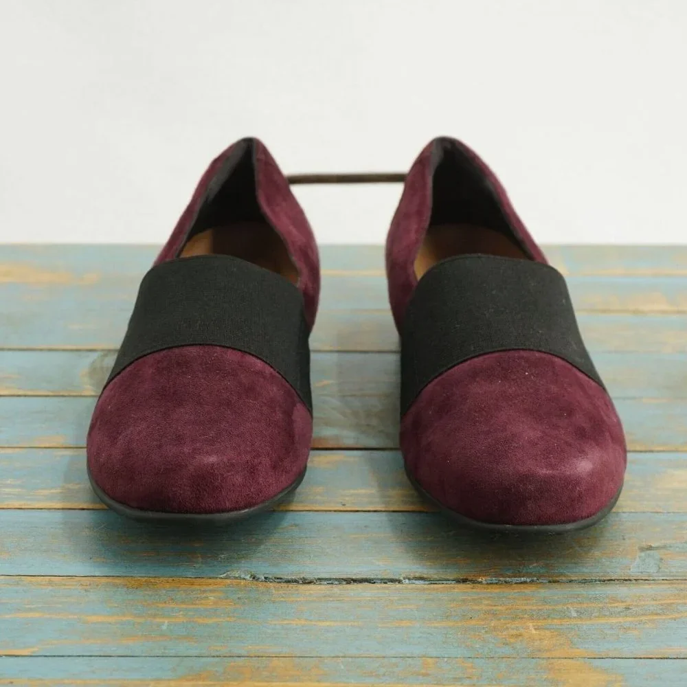 Clarks Unstructured Womens Un Blush Loafers Size 5 M Burgundy Red Black Suede - Picture 3 of 11
